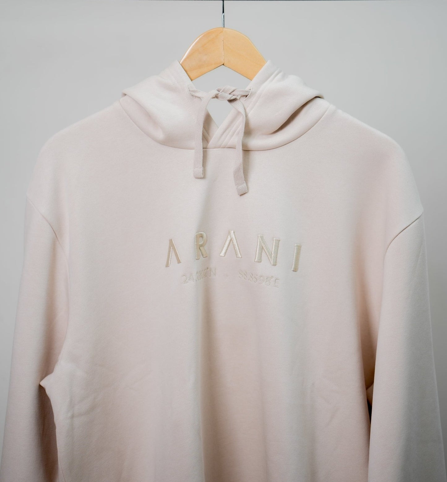 The ARANI Coordinates Hoodie - Pumice Stone